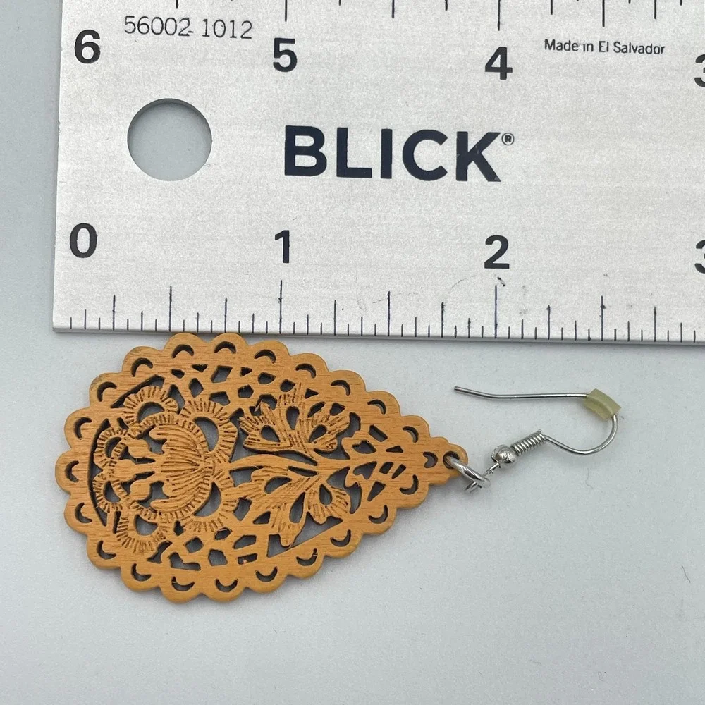 VTG Boho Retro Wooden Filigree Teardrop Earrings Set Mustard Yellow & Sage Green